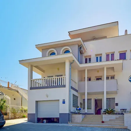 Apartman Anda-2 By Interhome *