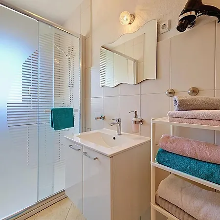 Lägenhet Anda-2 By Interhome