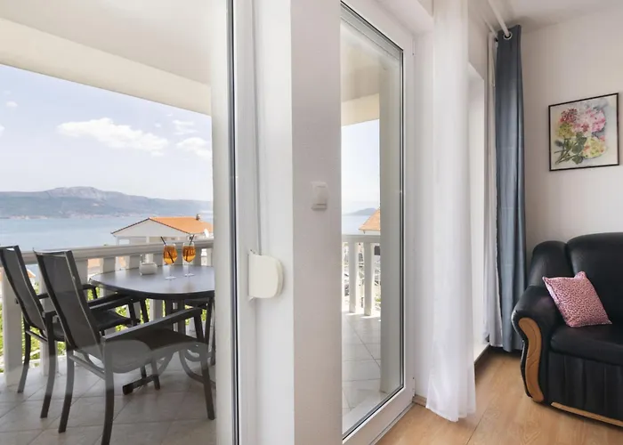 Anda-2 By Interhome Appartement Trogir